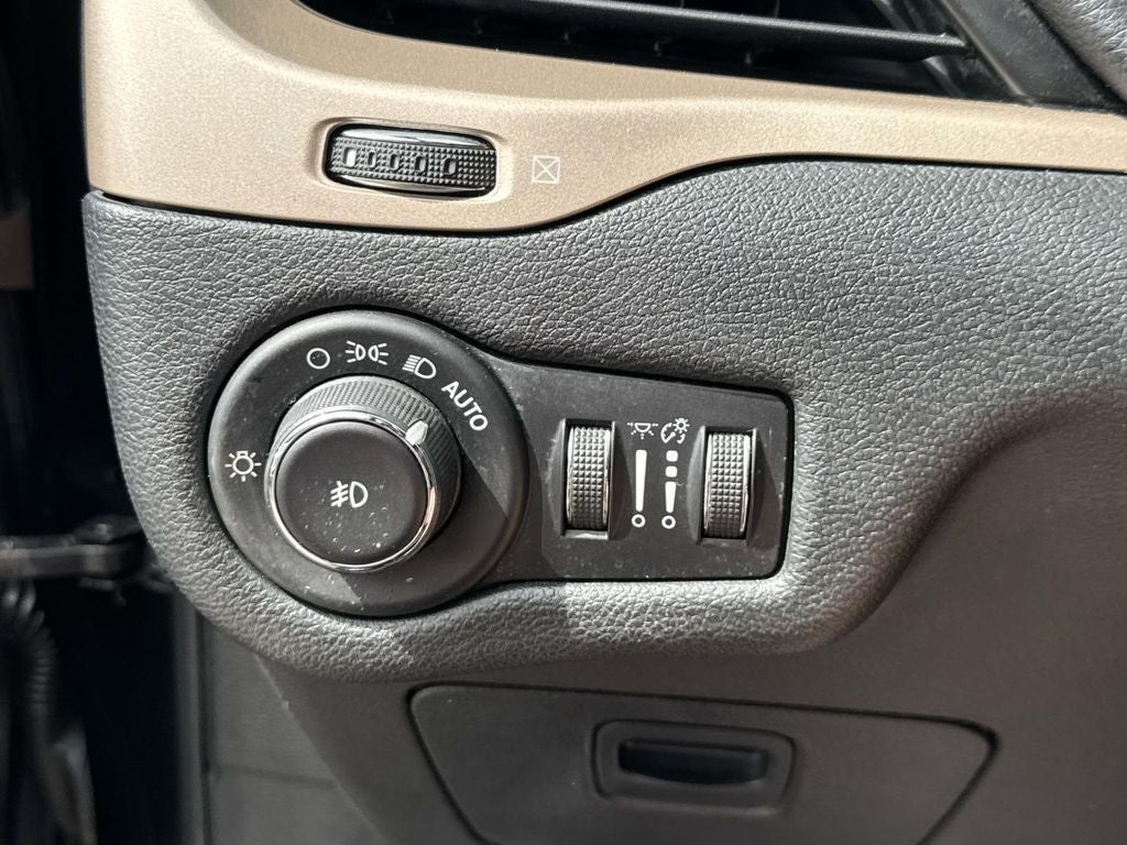 2017 Jeep Cherokee Latitude