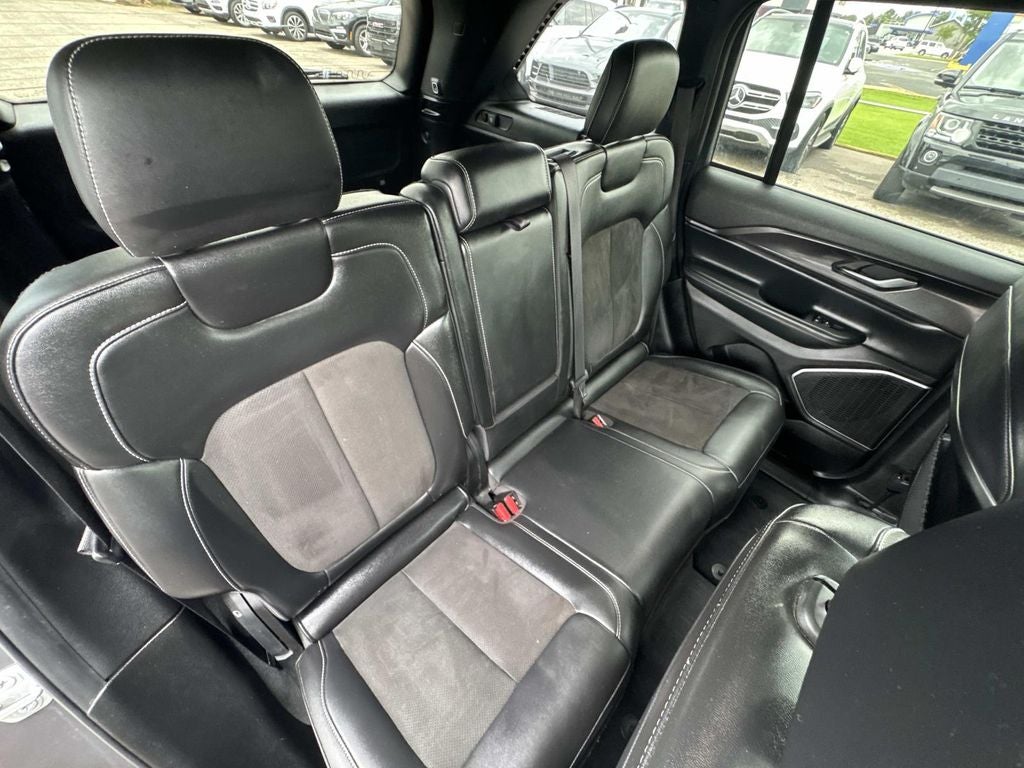 2022 Jeep Grand Cherokee Altitude
