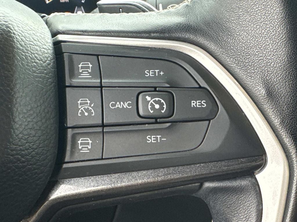 2022 Jeep Grand Cherokee Altitude