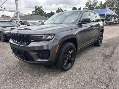2022 Jeep Grand Cherokee Altitude