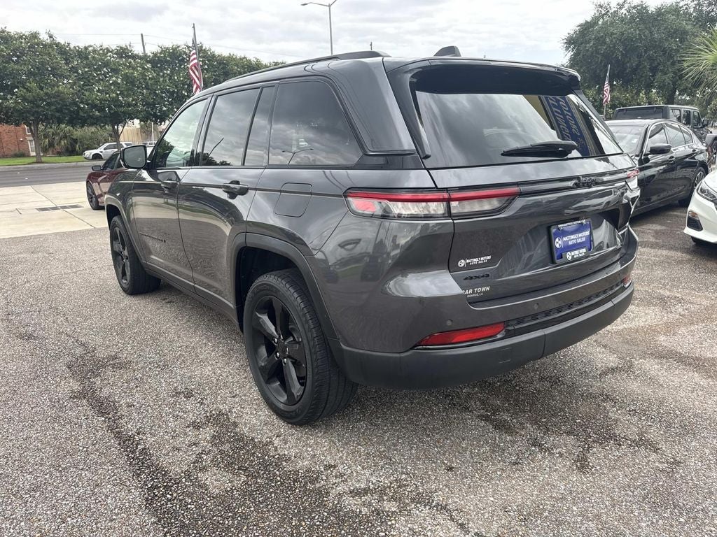 2022 Jeep Grand Cherokee Altitude
