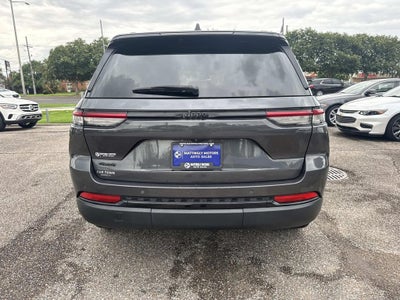 2022 Jeep Grand Cherokee Altitude
