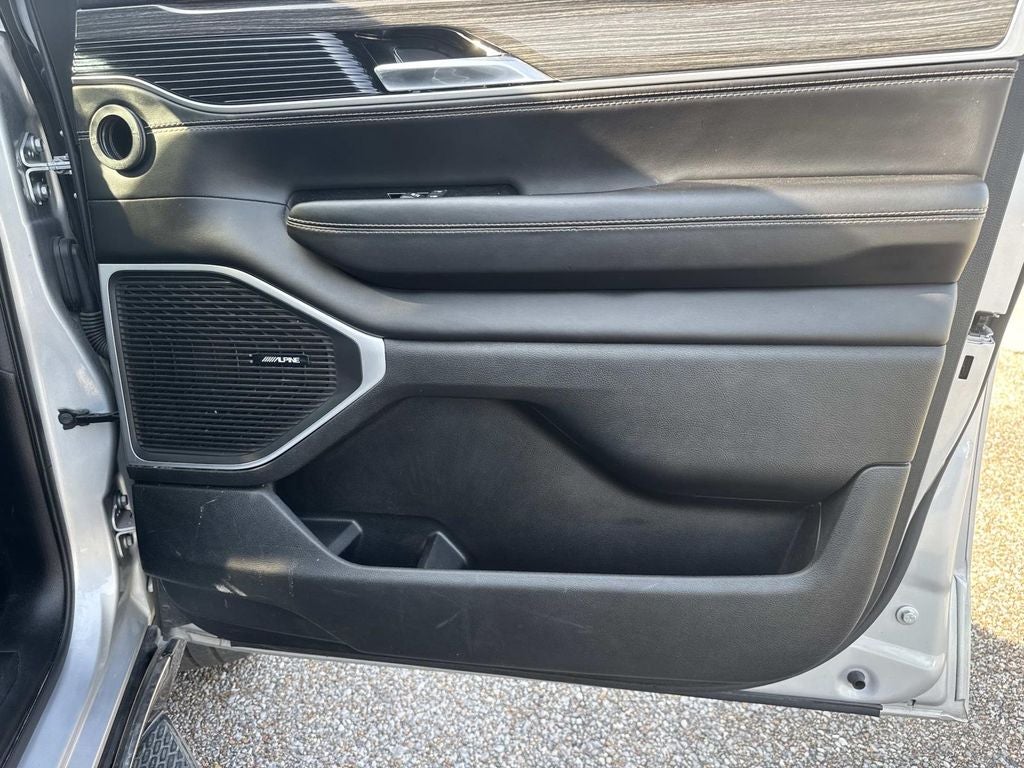 2022 Jeep Wagoneer Series II