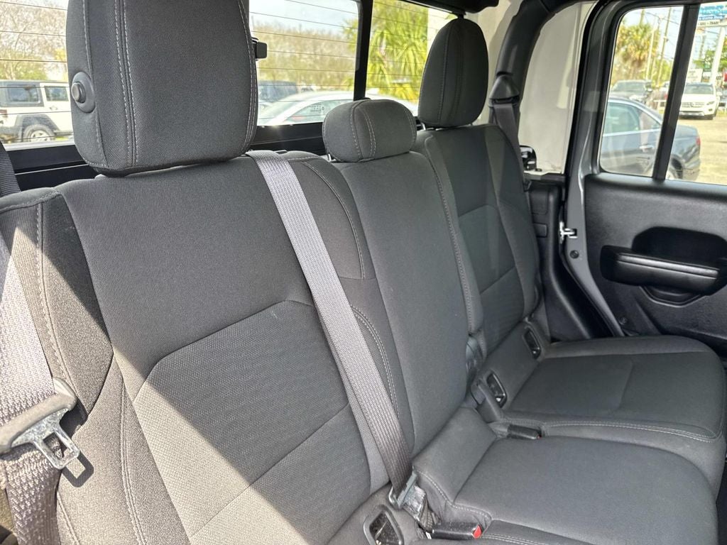 2021 Jeep Gladiator Sport