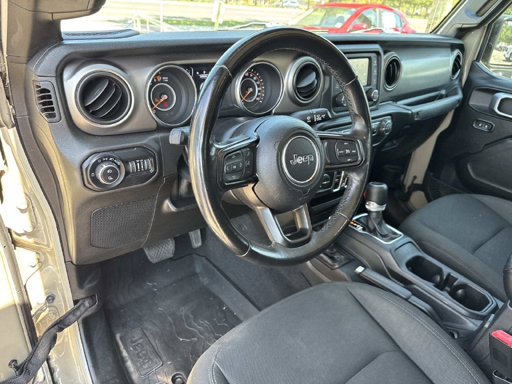 2020 Jeep Gladiator Sport