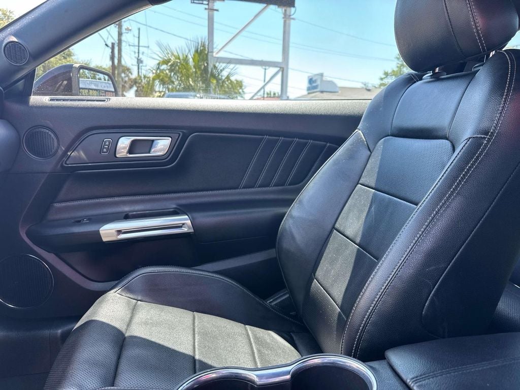 2022 Ford Mustang EcoBoost Premium