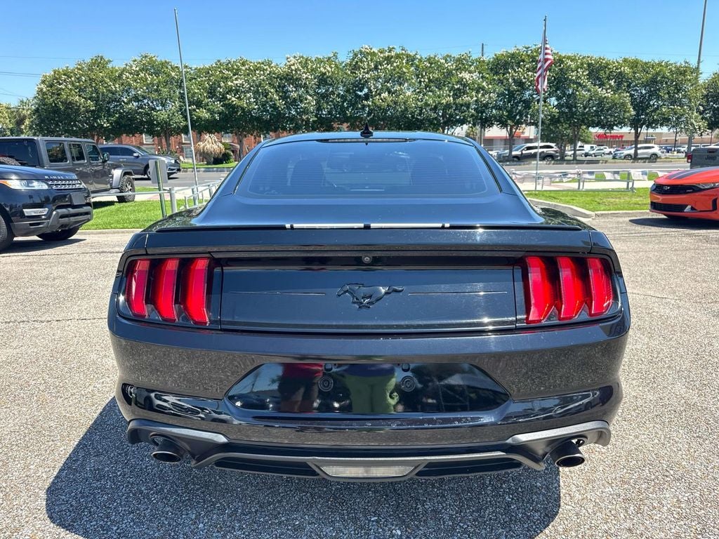 2022 Ford Mustang EcoBoost Premium