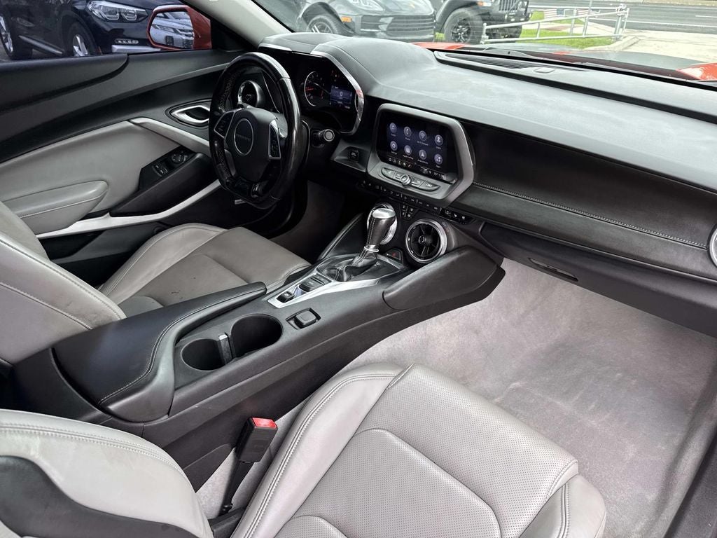 2019 Chevrolet Camaro 2LT 2LT