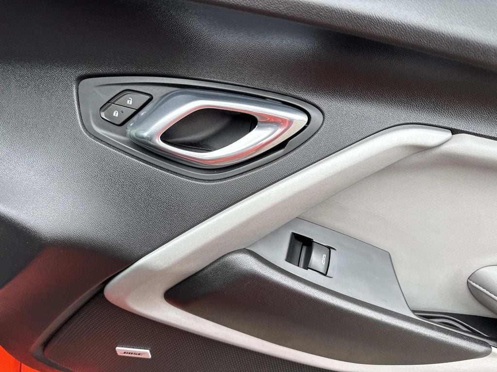 2019 Chevrolet Camaro 2LT 2LT