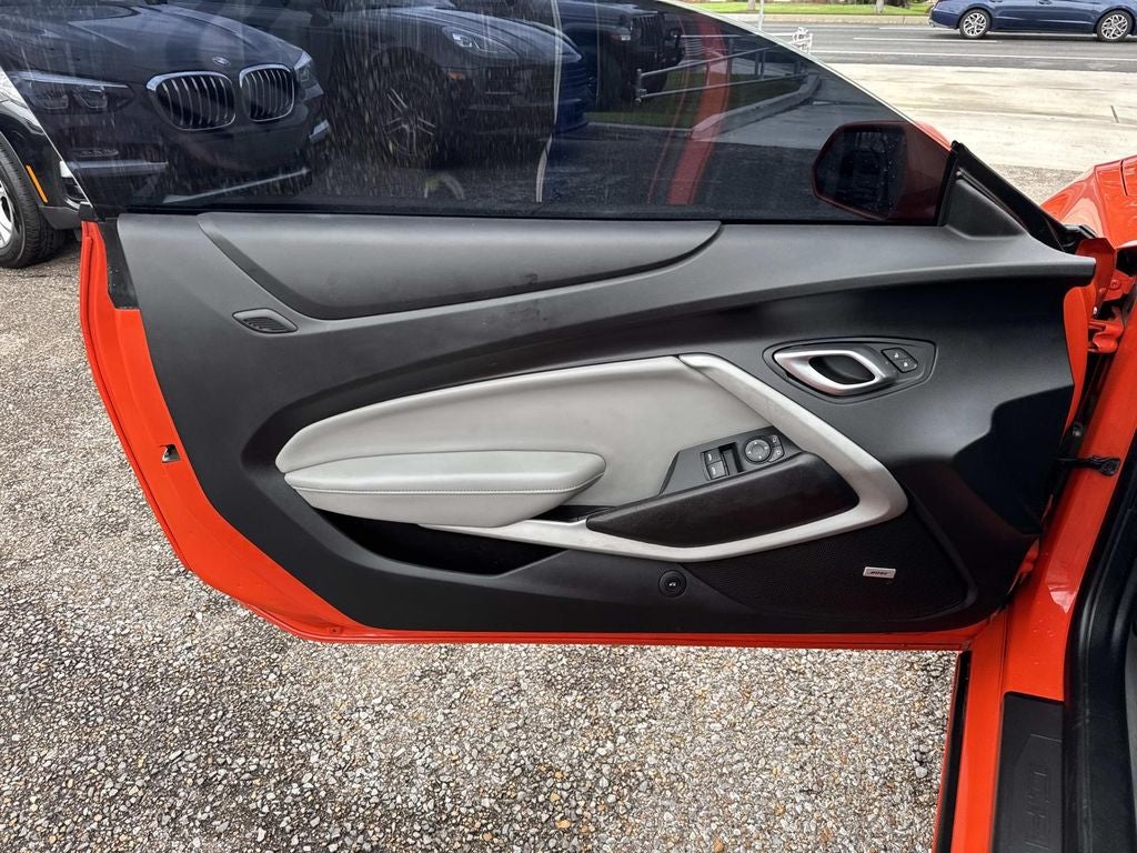 2019 Chevrolet Camaro 2LT 2LT