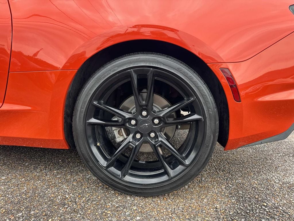 2019 Chevrolet Camaro 2LT 2LT