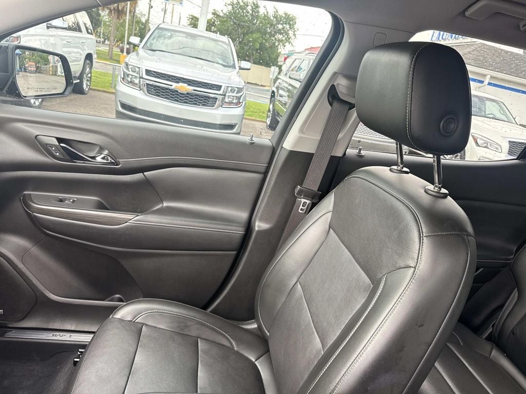 2021 GMC Acadia SLT