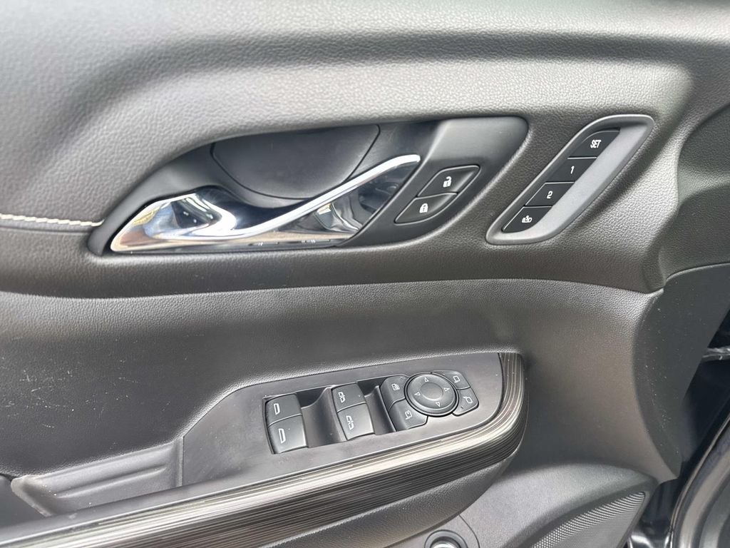 2021 GMC Acadia SLT