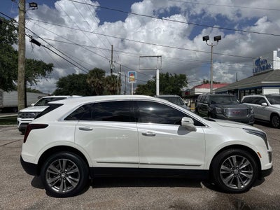 2021 Cadillac XT5 Premium Luxury