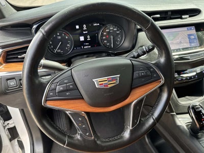 2021 Cadillac XT5 Premium Luxury