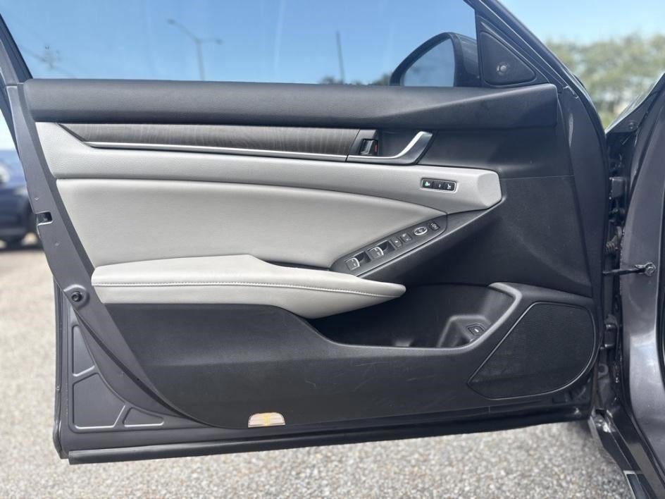 2018 Honda Accord Touring 2.0T