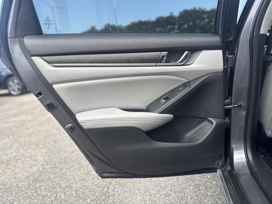 2018 Honda Accord Touring 2.0T