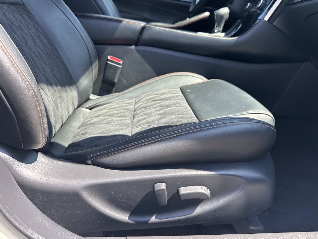 2020 Nissan Maxima SR