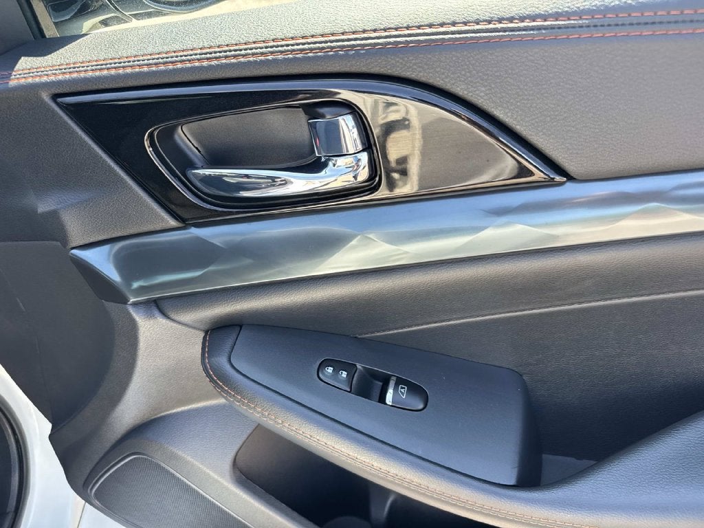 2020 Nissan Maxima SR