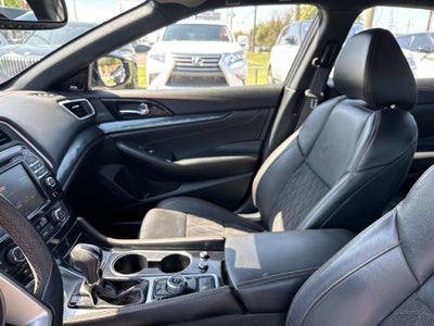 2020 Nissan Maxima SR