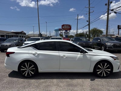 2022 Nissan Altima 2.5 SR
