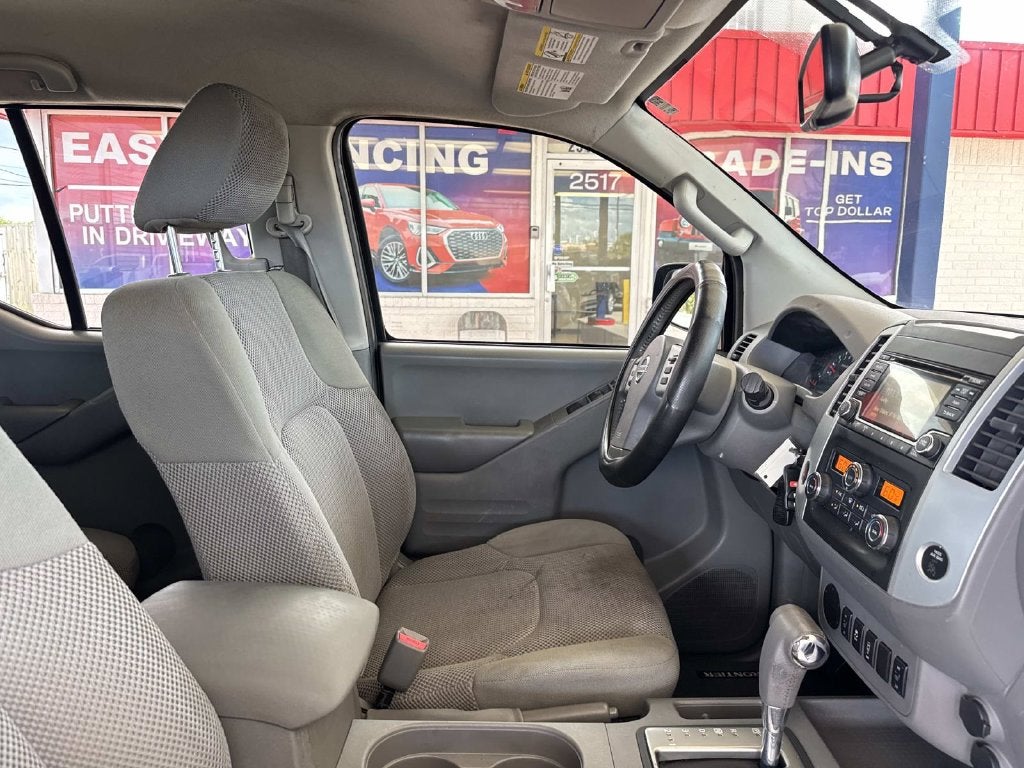 2016 Nissan Frontier SV