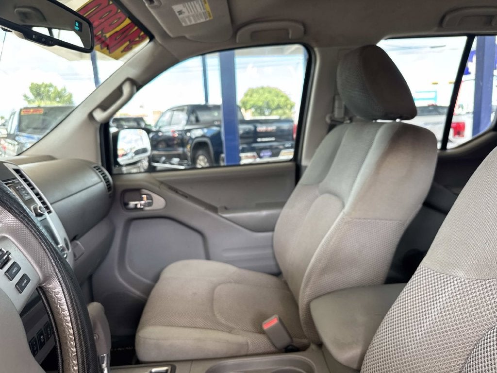 2016 Nissan Frontier SV