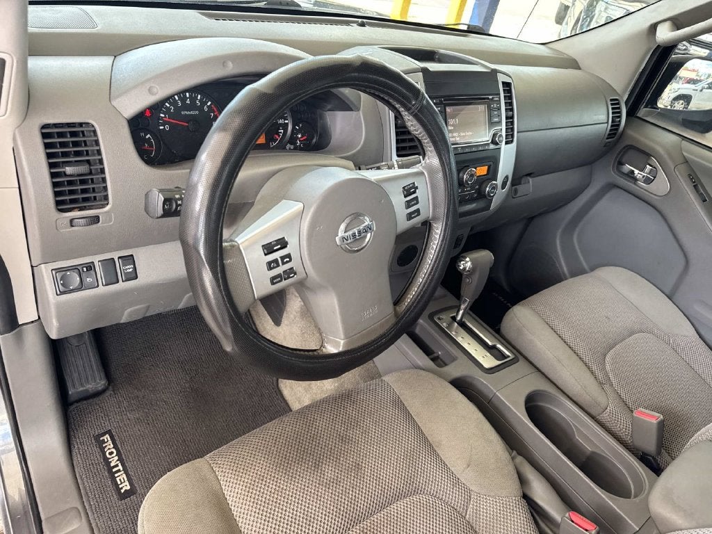 2016 Nissan Frontier SV
