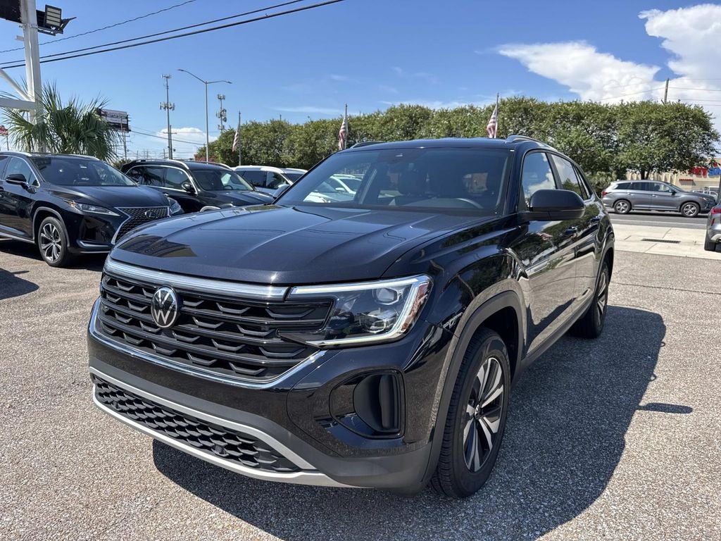 2024 Volkswagen Atlas Cross Sport 2.0T SE