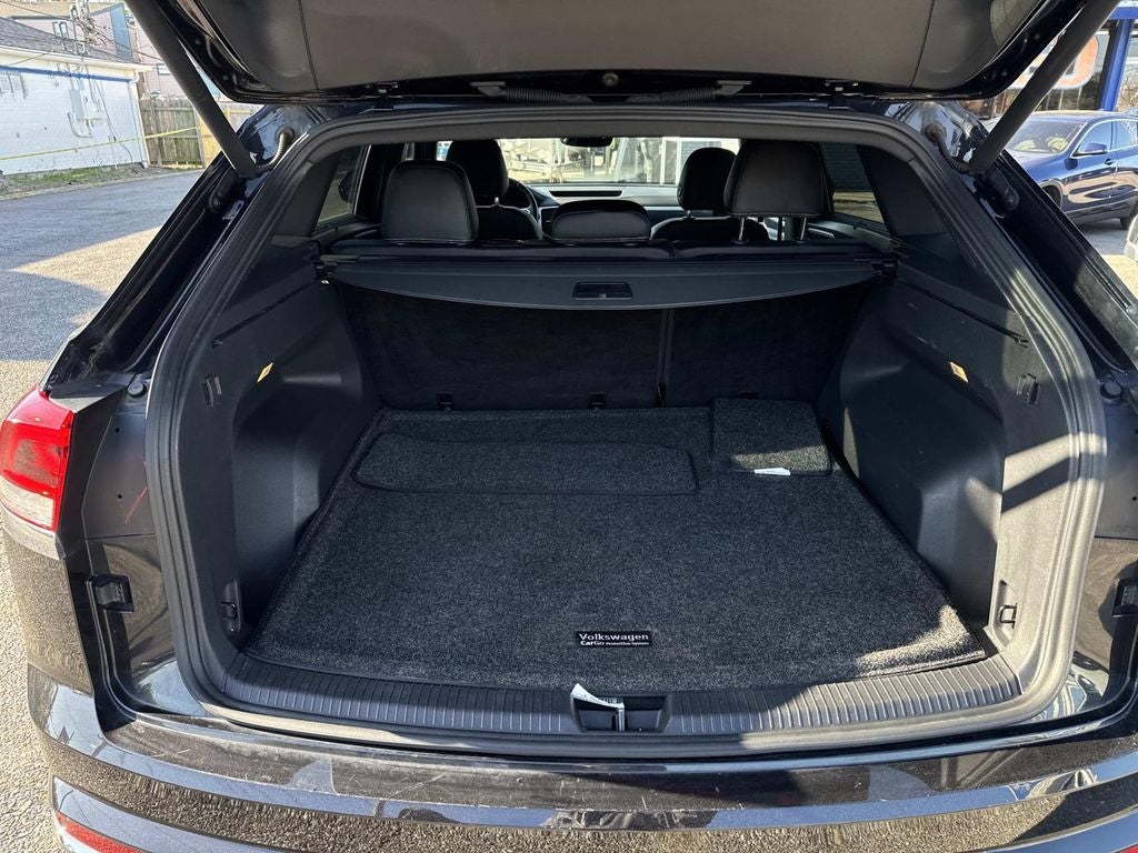 2021 Volkswagen Atlas Cross Sport 3.6L V6 SEL Premium R-Line