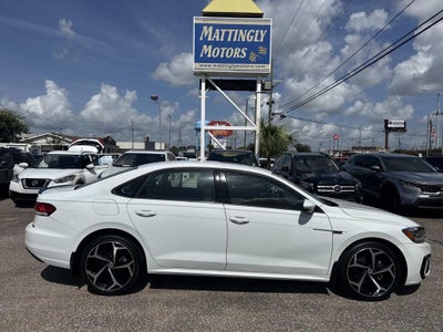 2020 Volkswagen Passat 2.0T R-Line