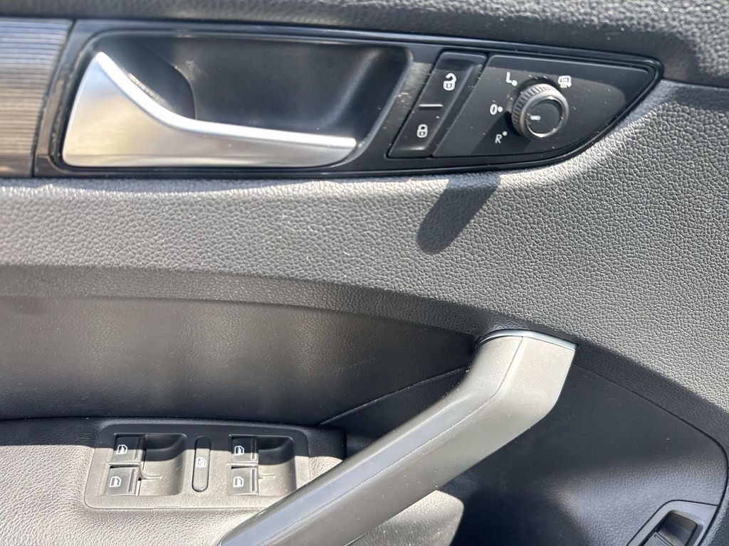 2020 Volkswagen Passat 2.0T R-Line