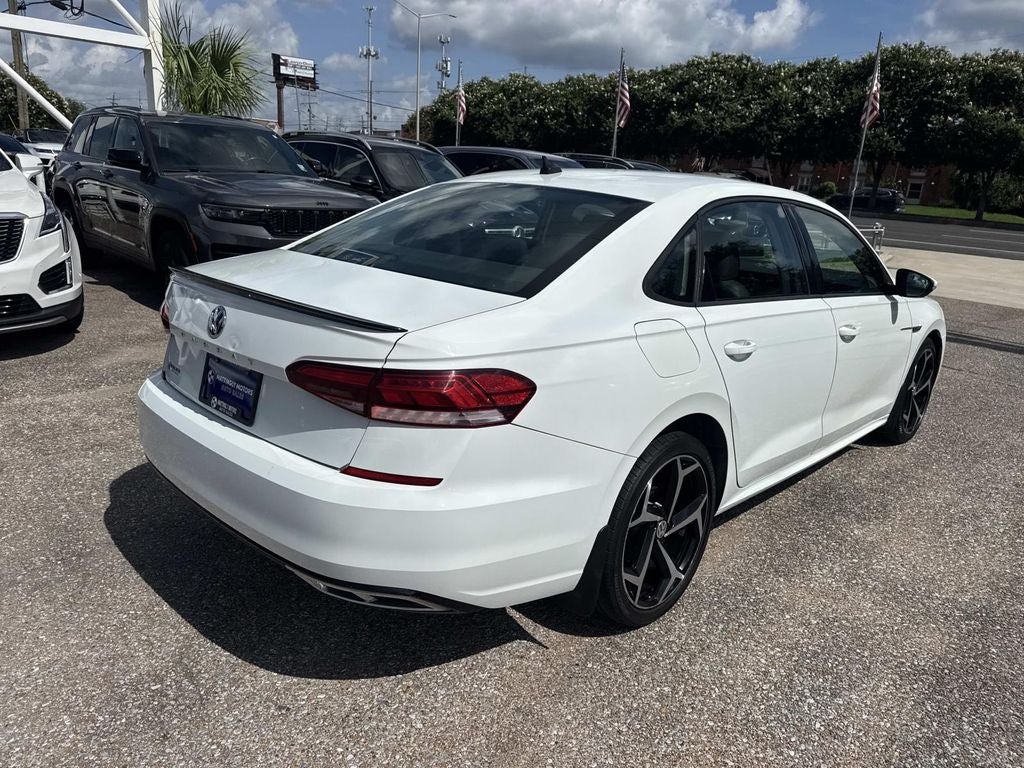 2020 Volkswagen Passat 2.0T R-Line
