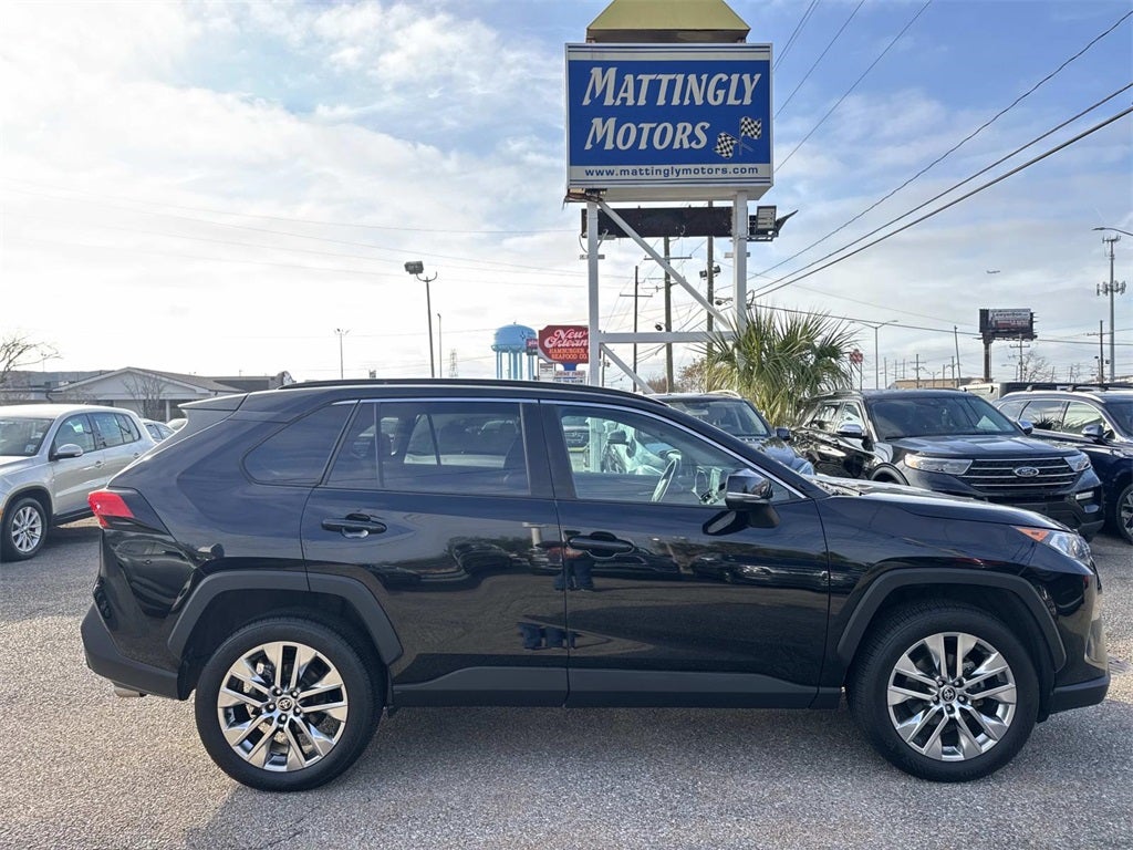 2021 Toyota RAV4 XLE Premium