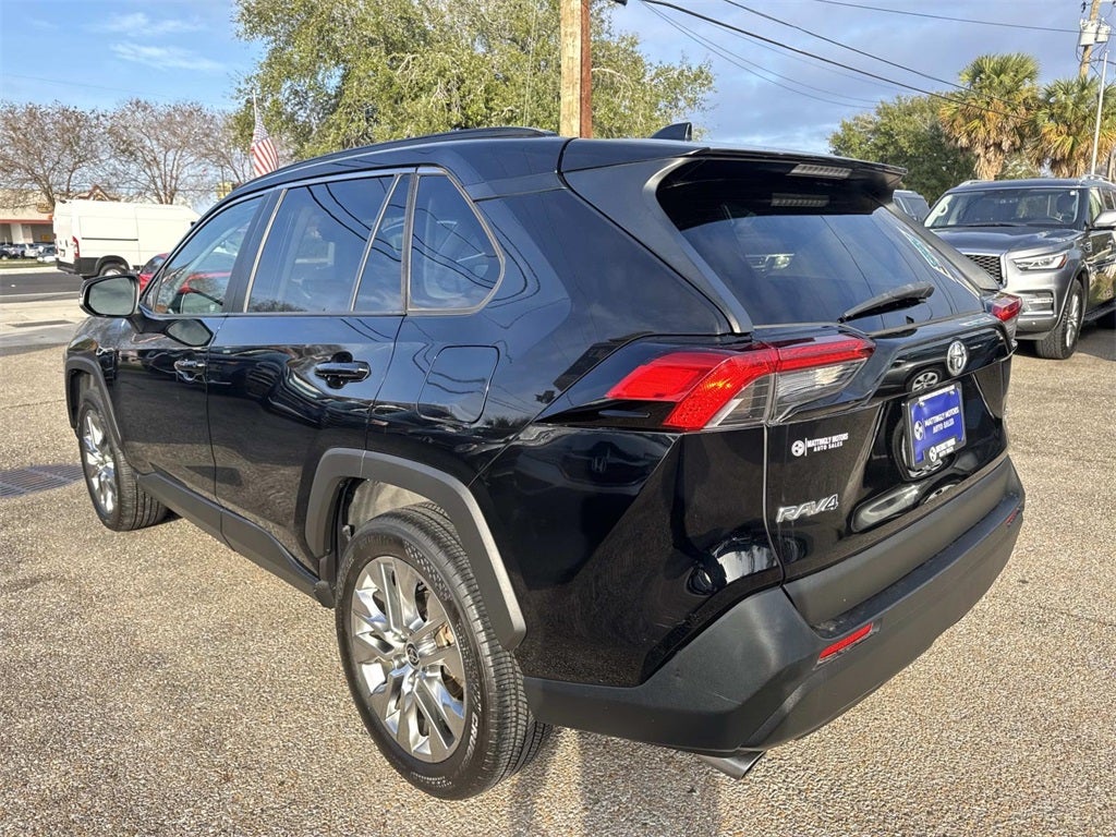 2021 Toyota RAV4 XLE Premium