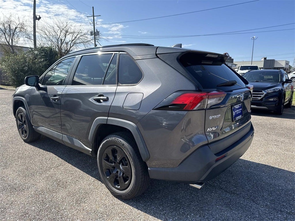 2019 Toyota RAV4 LE