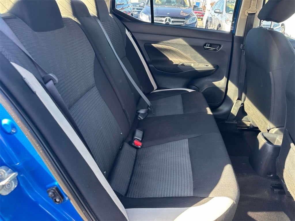 2021 Nissan Versa 1.6 SV