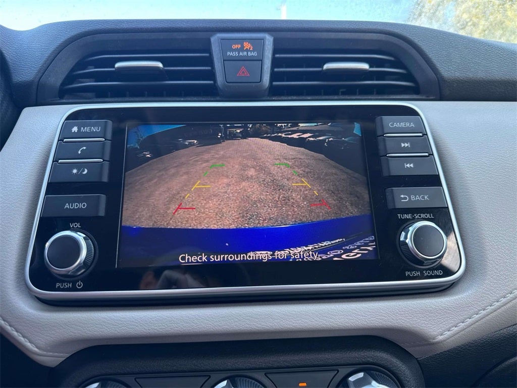 2021 Nissan Versa 1.6 SV