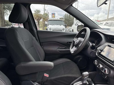 2019 Nissan Kicks S