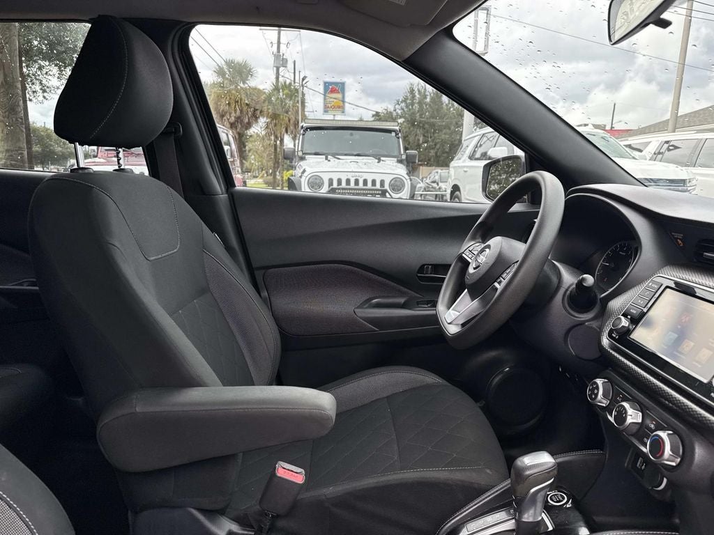 2019 Nissan Kicks S