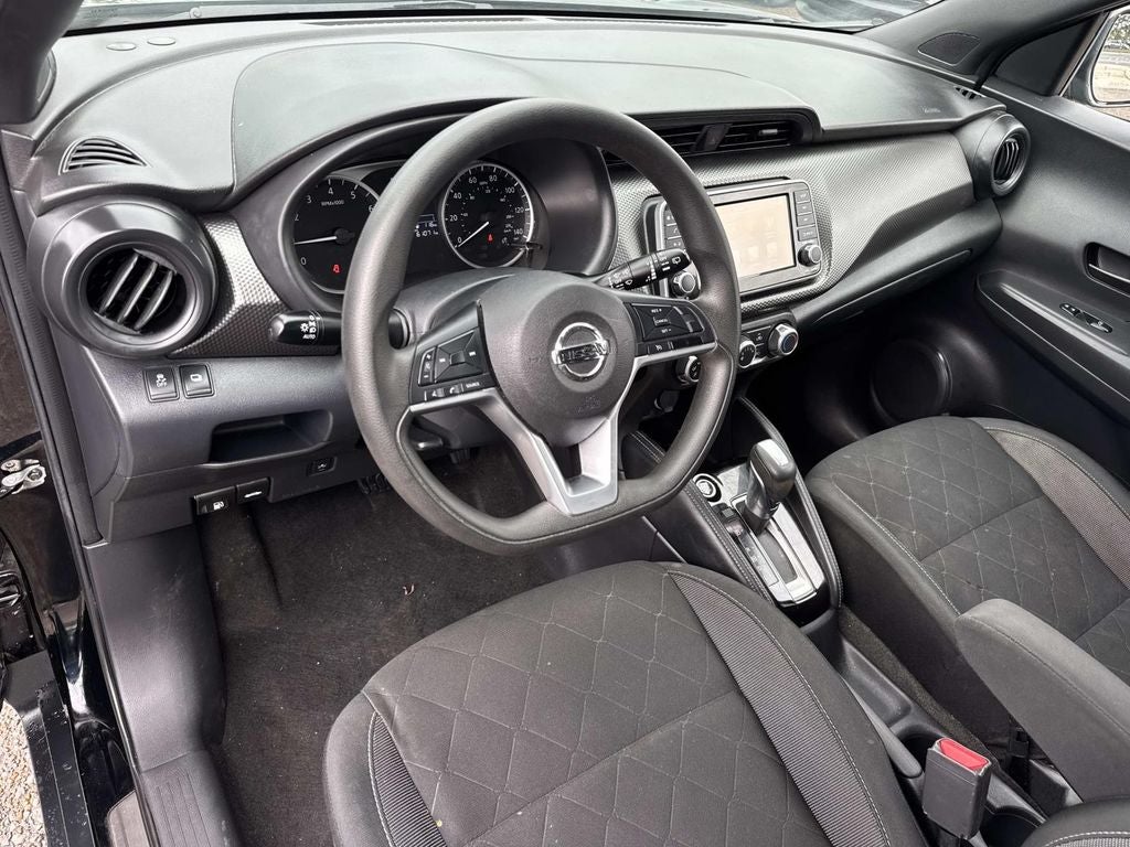 2019 Nissan Kicks S