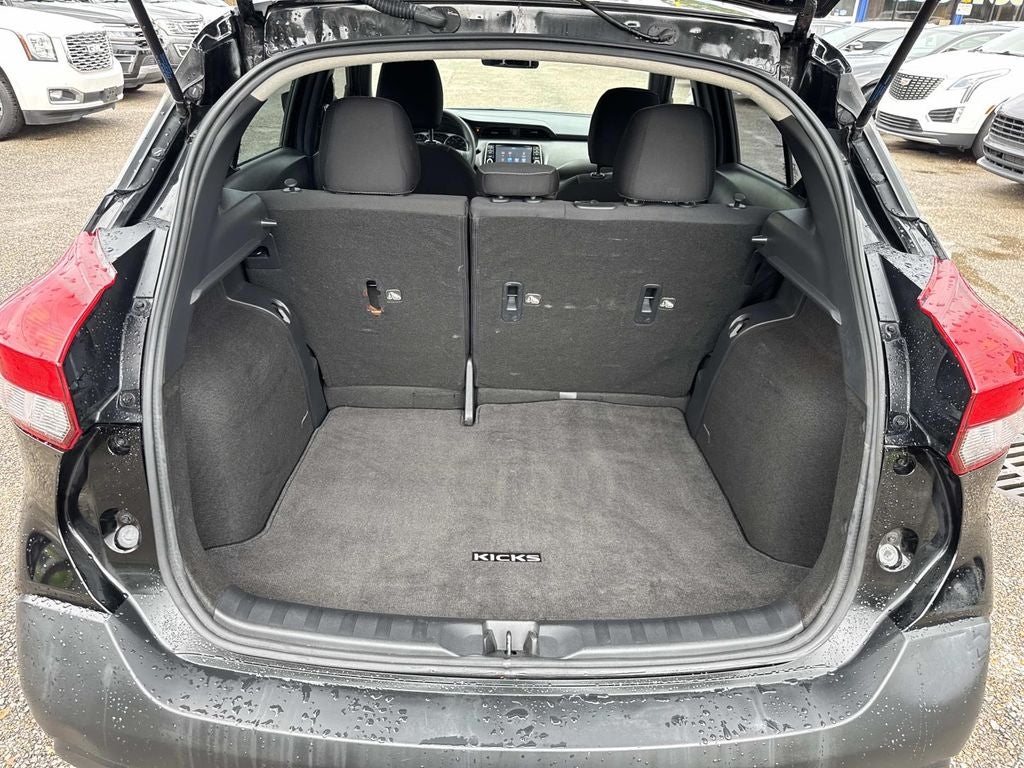 2019 Nissan Kicks S