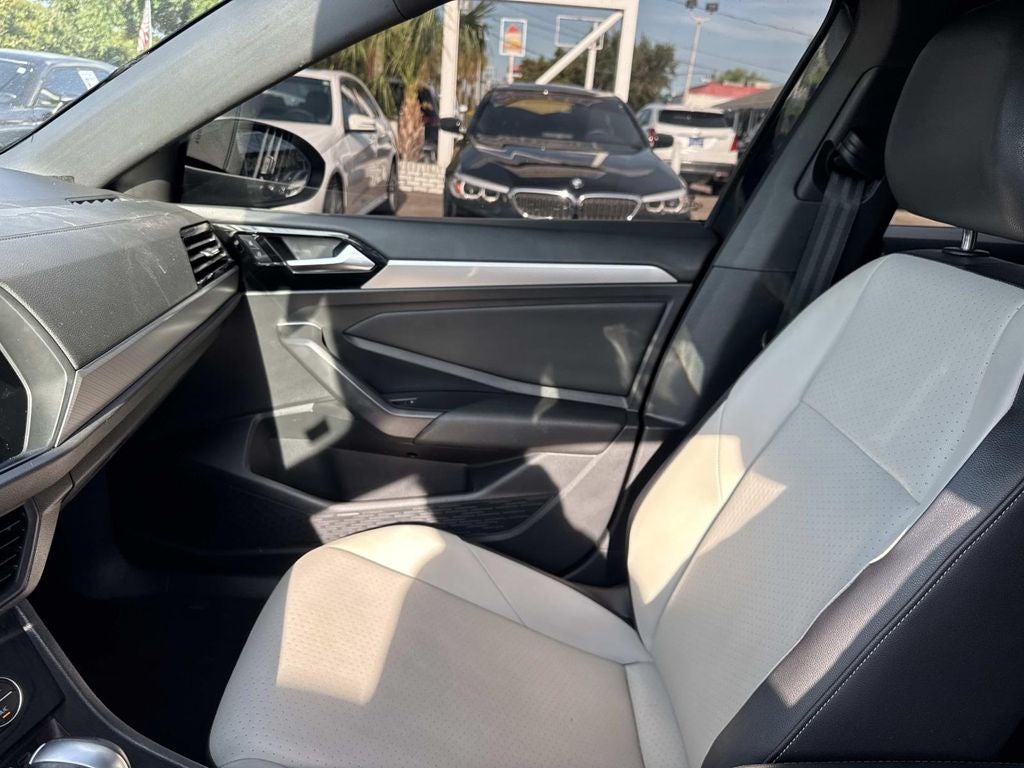 2021 Volkswagen Jetta R-Line