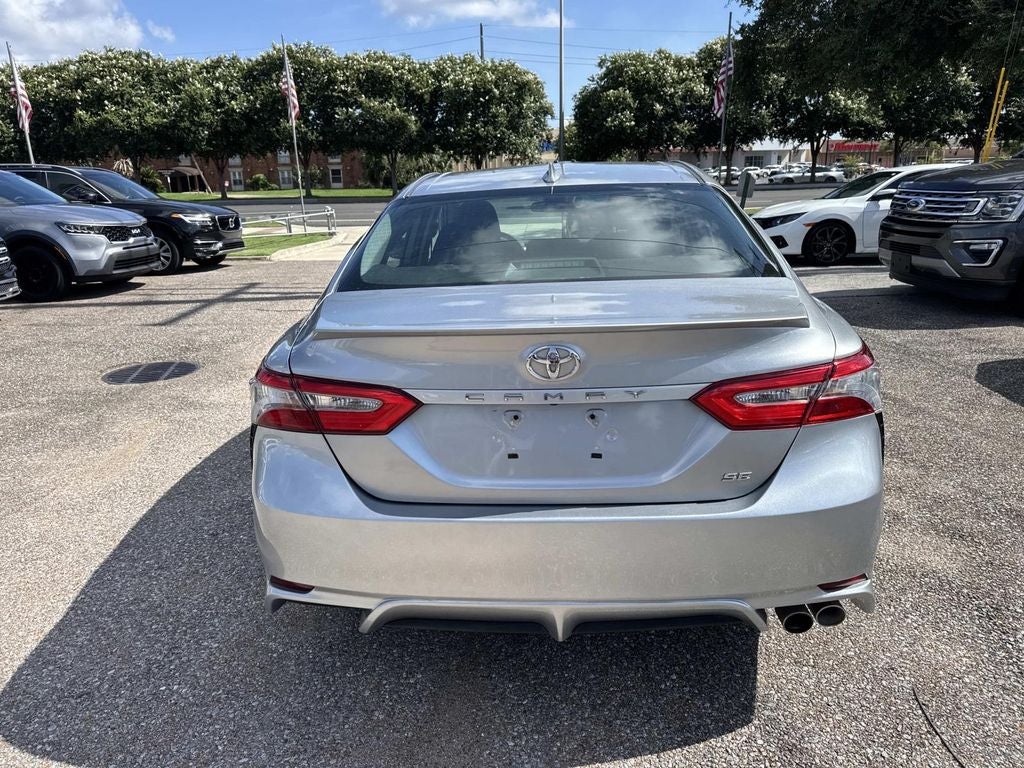 2019 Toyota Camry SE