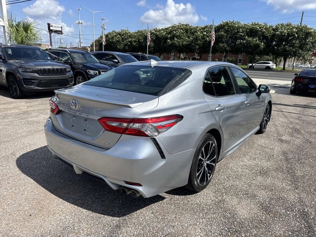 2019 Toyota Camry SE
