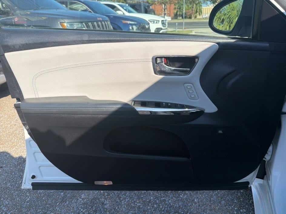 2017 Toyota Avalon Limited