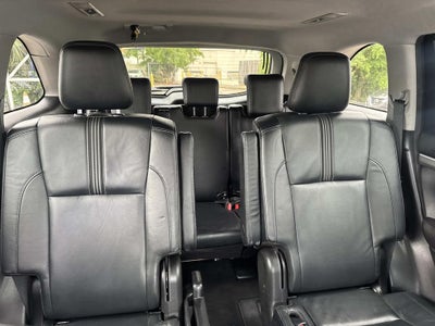 2017 Toyota Highlander SE