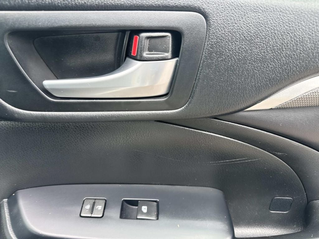 2017 Toyota Highlander SE