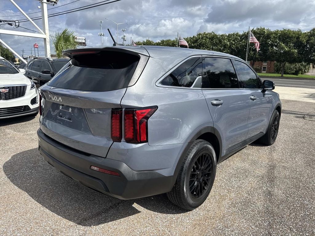 2023 Kia Sorento LX