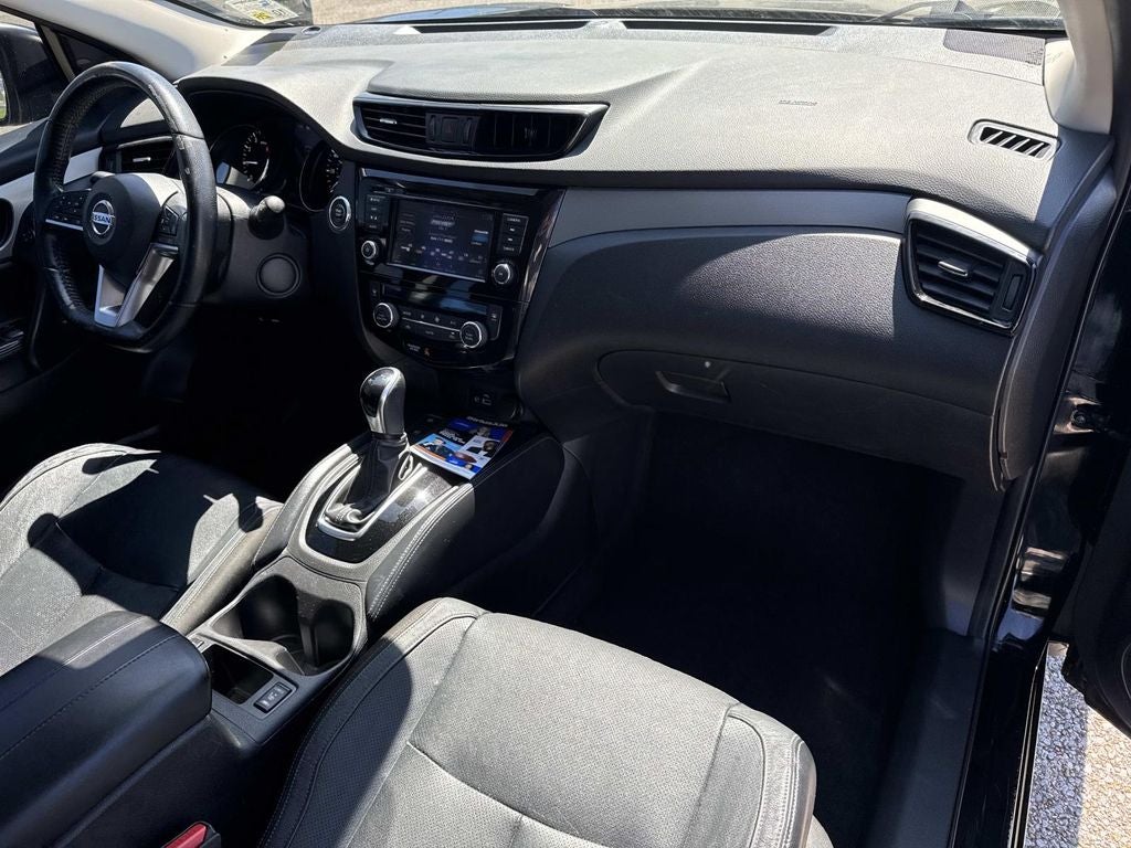 2020 Nissan Rogue Sport SL